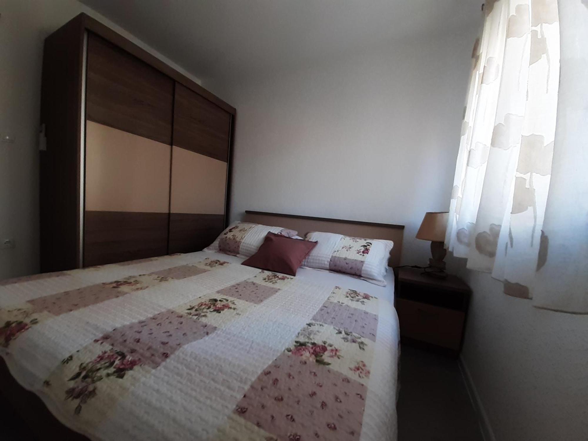 Apartment Lucky With Jacuzzi Трогир Стая снимка